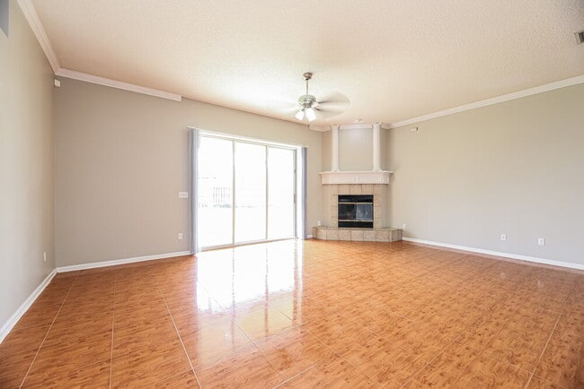 Building Photo - 6826 Elkmont Dr