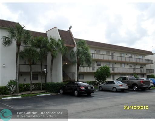 Building Photo - 1701 NW 75th Ave