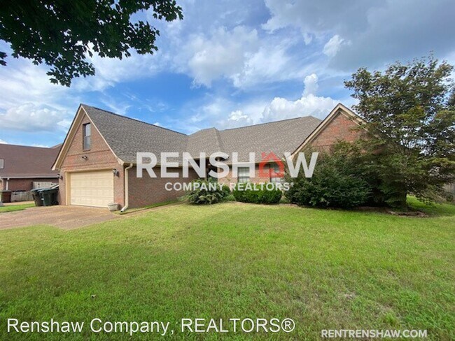 Building Photo - 3 br, 2 bath House - 3778 Russell Hurst Dr W