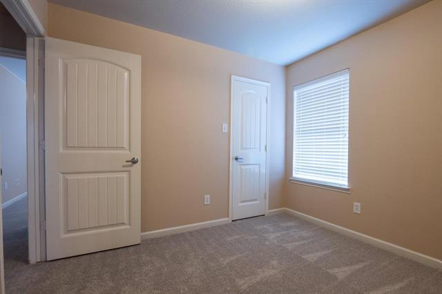 Building Photo - 9908 Laurel Cherry Dr