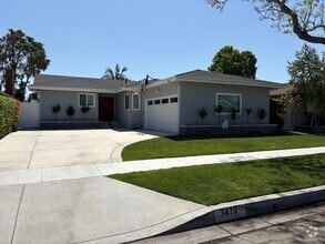 Building Photo - 3470 Claremore Ave