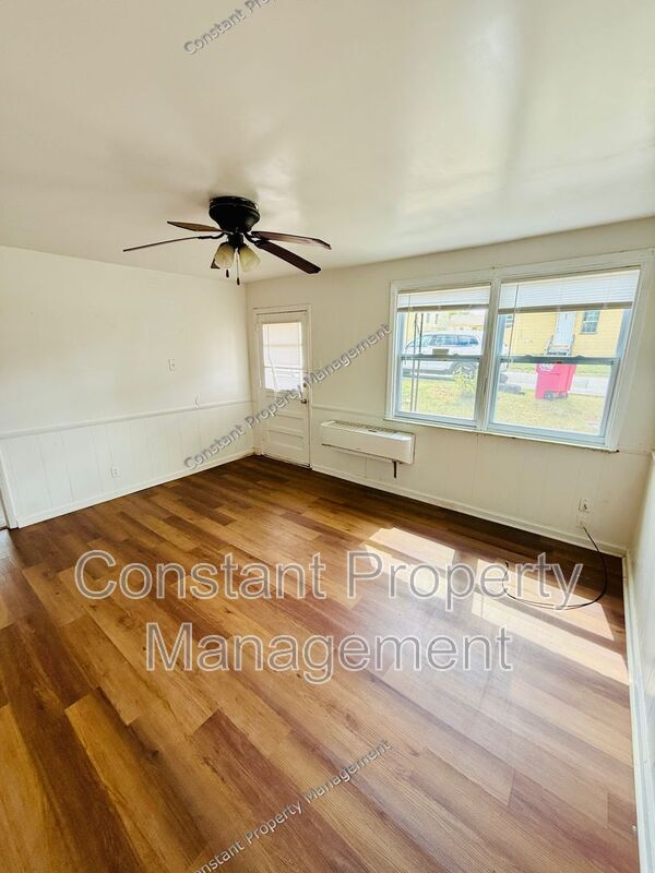 Foto del edificio - 1105 Stephens St