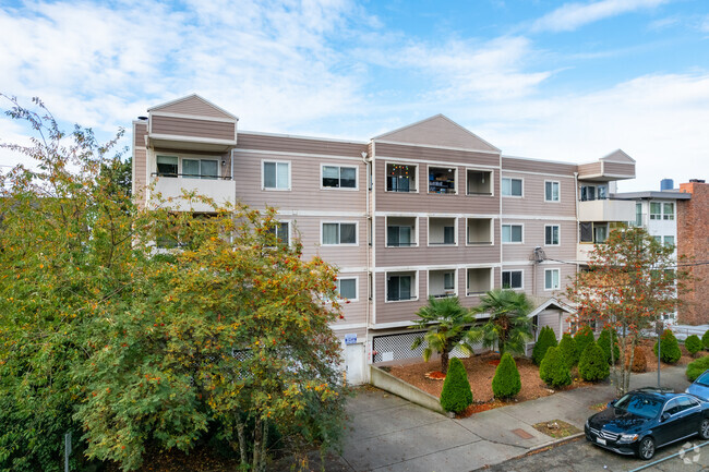 Building Photo - Seattle View Apartments