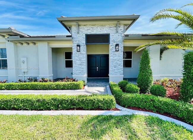 Foto del edificio - 16740 SW 290th Ln