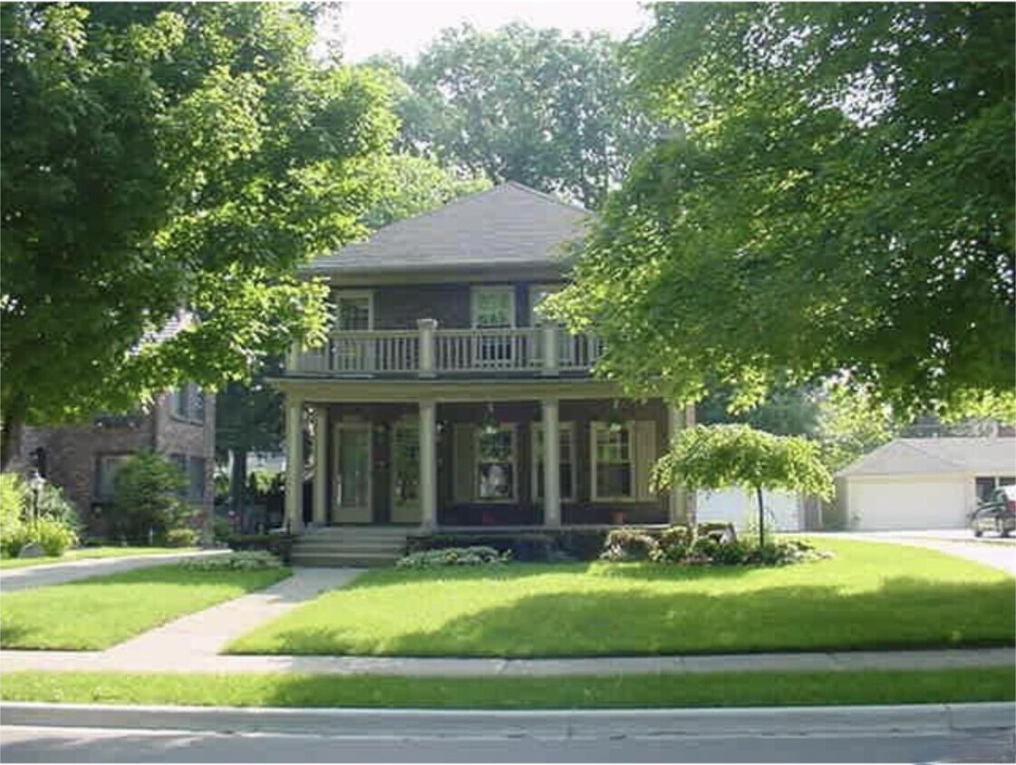 Primary Photo - 636 Neff Rd
