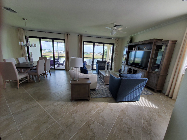 Foto del edificio - 11781 Grand Belvedere Way