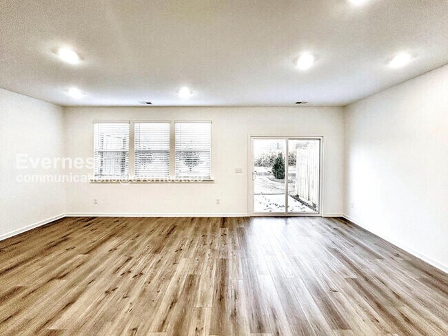 Foto del edificio - 4285 Marsha St