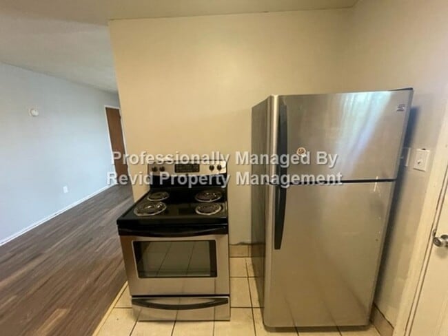 Photo - 906 Brower St Apartment