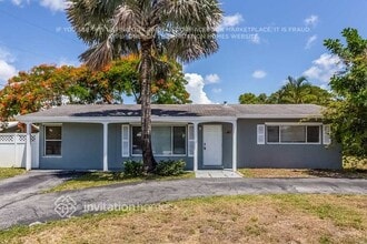 Building Photo - 401 NW 8th Ct