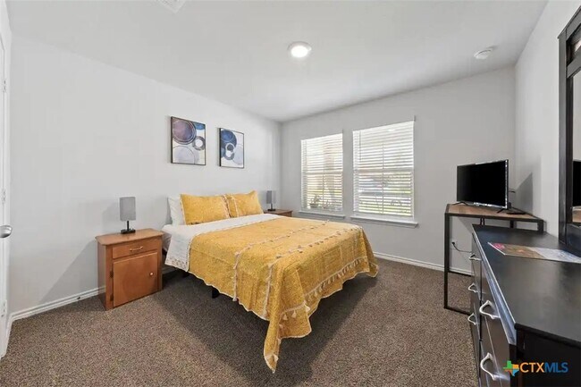 Building Photo - 3854 Lorenzen Ct