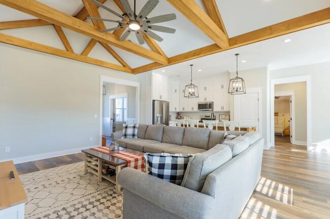 Foto del edificio - Elegant Southern Living: Your Dream Rental Home in Hahira, Georgia!