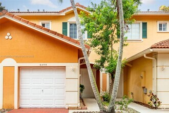 Building Photo - 6455 Catalina Ln