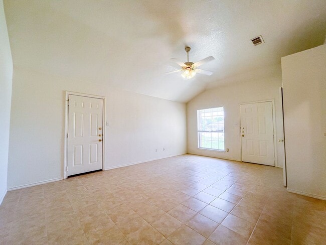 Building Photo - 4605 Bowles Dr