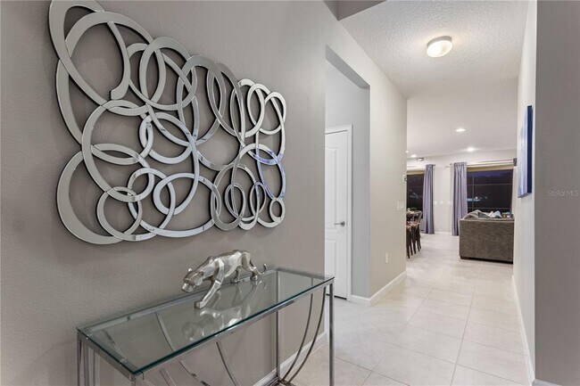 Foto del edificio - 5204 Oakbourne Ave