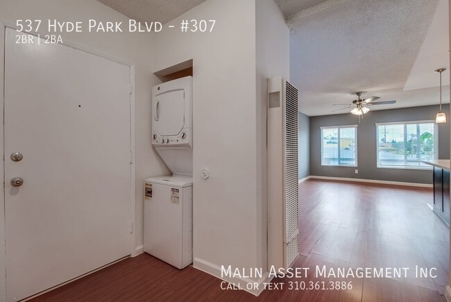 Building Photo - 537 E Hyde Park Blvd