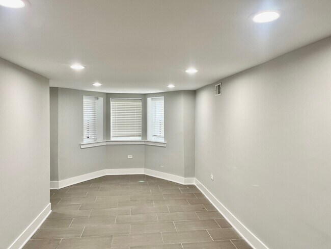 Foto del edificio - 2239 W 19th St