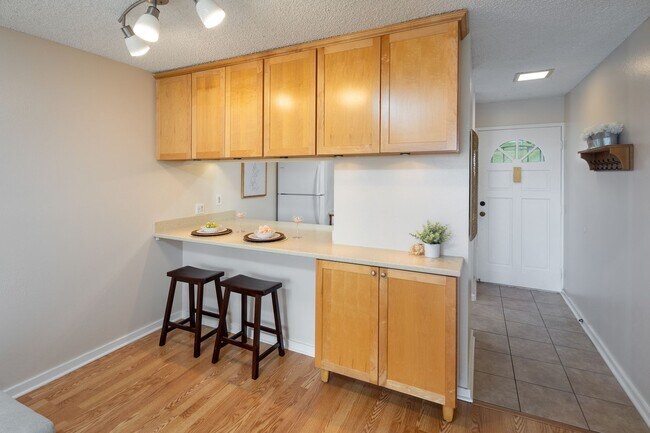 Building Photo - Makakilo Cliffs - Unfurnished 2 bedroom, 2...