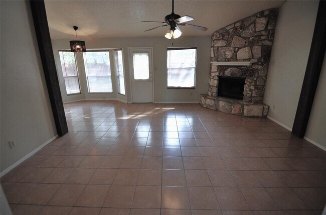 Foto del edificio - 7403 Saffron St