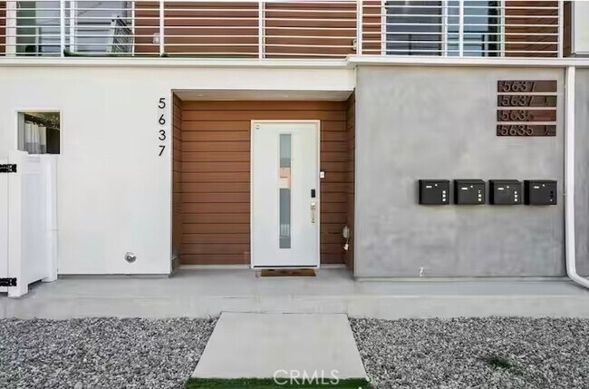 Building Photo - 5637 Klump Ave