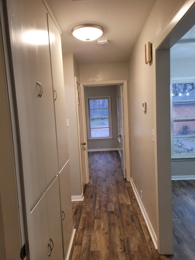 Hallway between bedrooms which are on opposite sides of the home for more privacy - 3717 Springdale rd