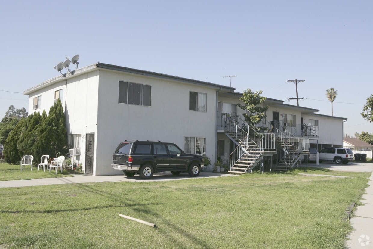 Primary Photo - 7511 Emil Ave