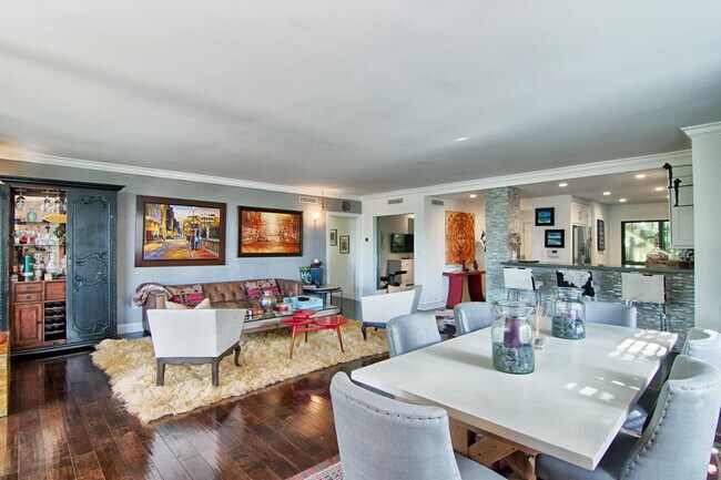 Building Photo - 2735 Polo Island Dr