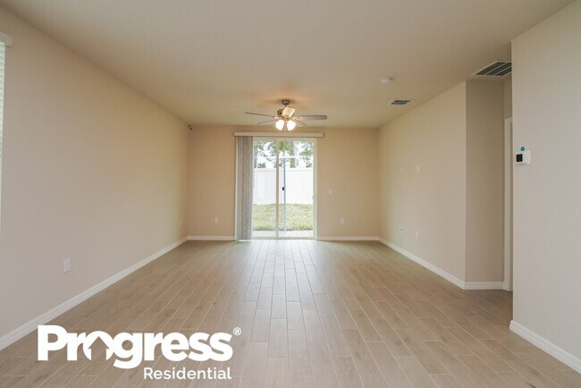 Building Photo - 845 Rivers Crossing St