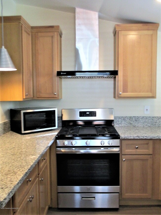 Foto del edificio - 1411 Monterey Rd