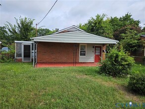 Building Photo - 2206 Ford Ave