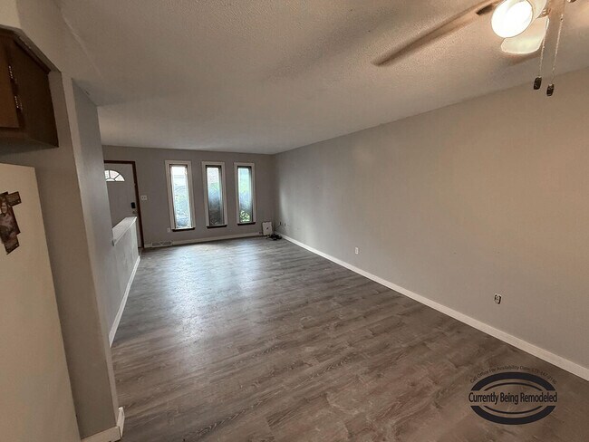 Foto del edificio - 1712 Garden Dr