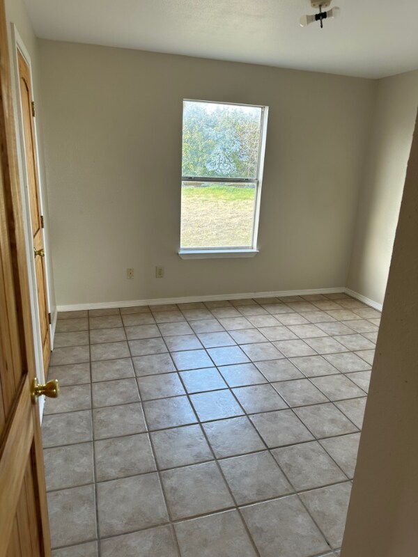 Building Photo - 127 Summer Harvest Dr