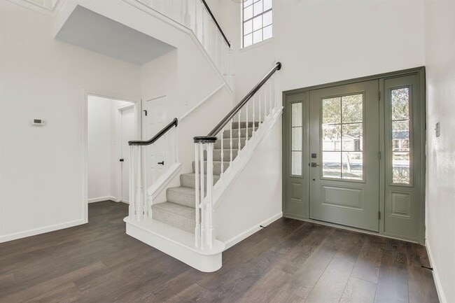 Foto del edificio - 7401 Whistlestop Dr