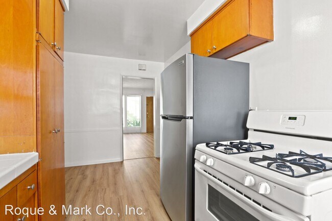 Foto del edificio - Studio, 1 bath Apartment - 927 3rd Street ...