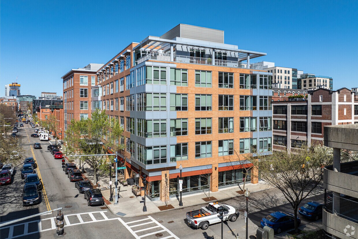 700 Harrison Avenue is located in South End submarket of Boston. - 700 Harrison Ave