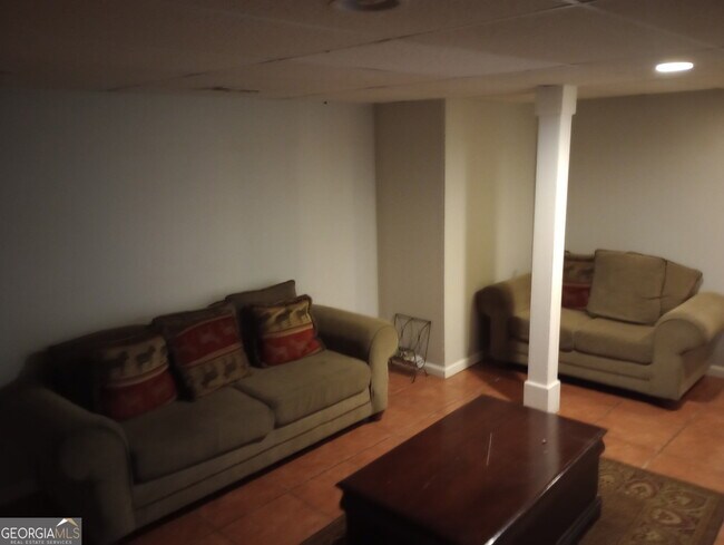 Foto del edificio - 3024 Ravenwolfe Way SW