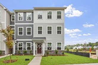 Building Photo - 1723 Chirping Trl