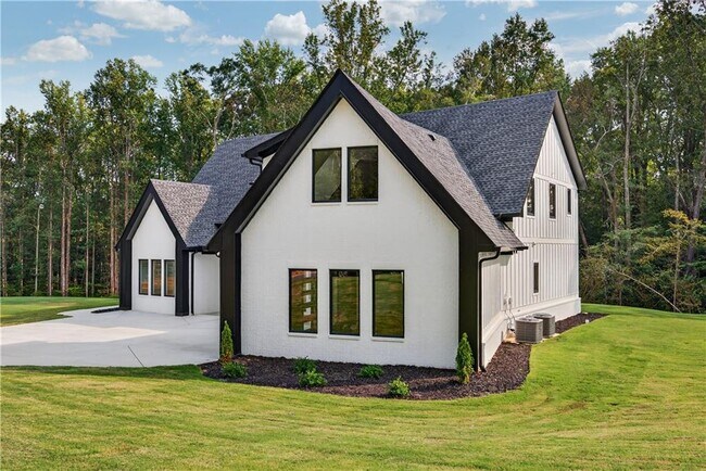 Foto del edificio - 127 Deer Cyn Dr