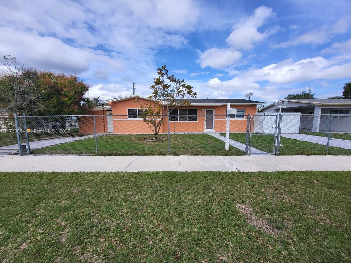 Foto principal - 14535 SW 286th St