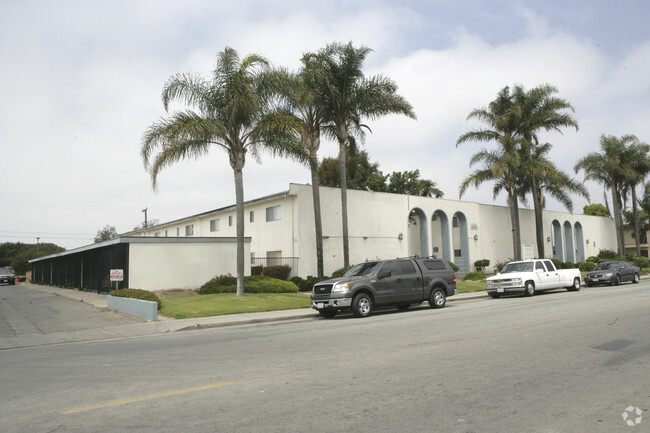 Building Photo - Portofino Apartments