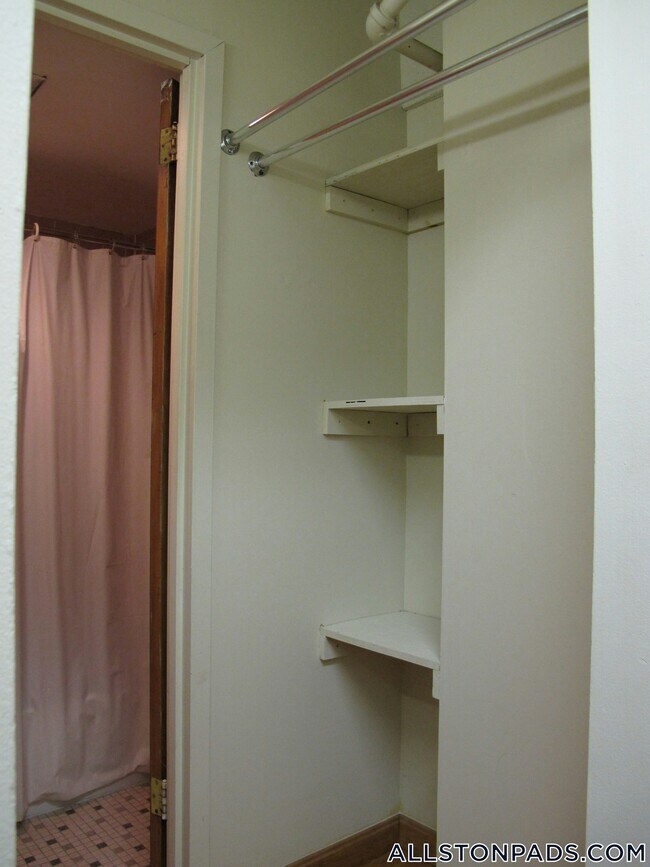 Building Photo - 1110 Commonwealth Ave