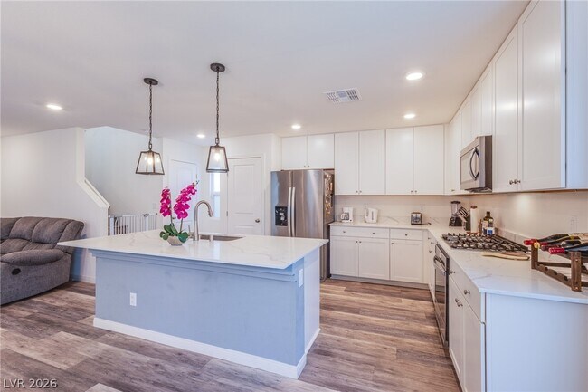 Foto del edificio - 7712 Lush Oasis Ave.