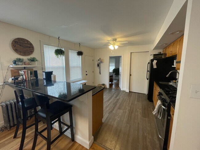 Foto del edificio - 28 Grossman St