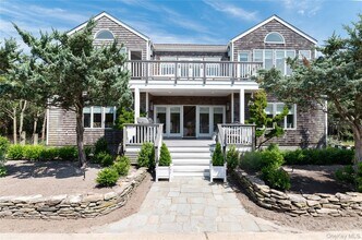 Building Photo - 1005 Surf View Walk