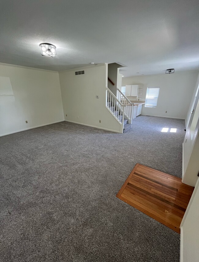 Foto del edificio - 6712 Maplewood Avenue