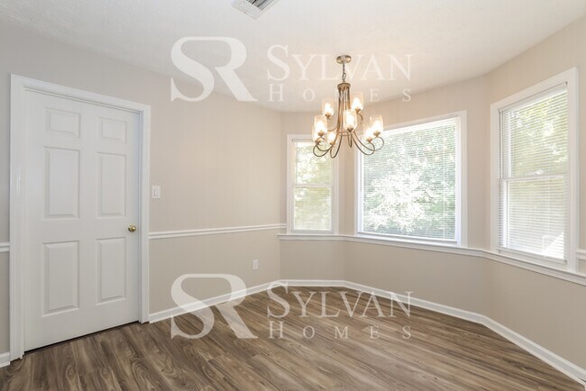 Foto del edificio - At Last, This Is What You Have Been Searching For!