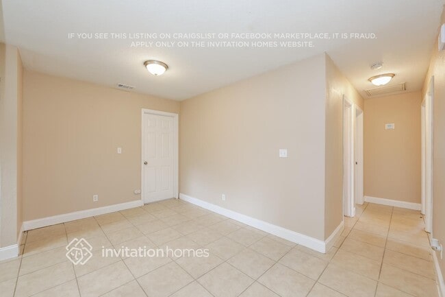 Building Photo - 7518 S Germer St