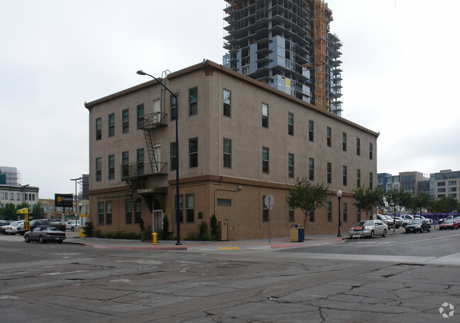 Building Photo - Clermont/Coast Hotel