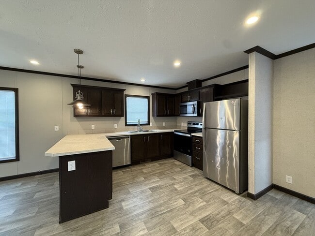 Foto del edificio - 10610 State Rte 762