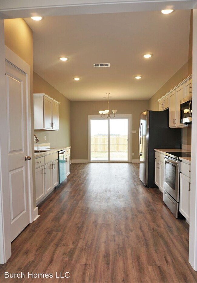 Foto del edificio - 3 br, 2 bath House - 3701 Red Maple Way