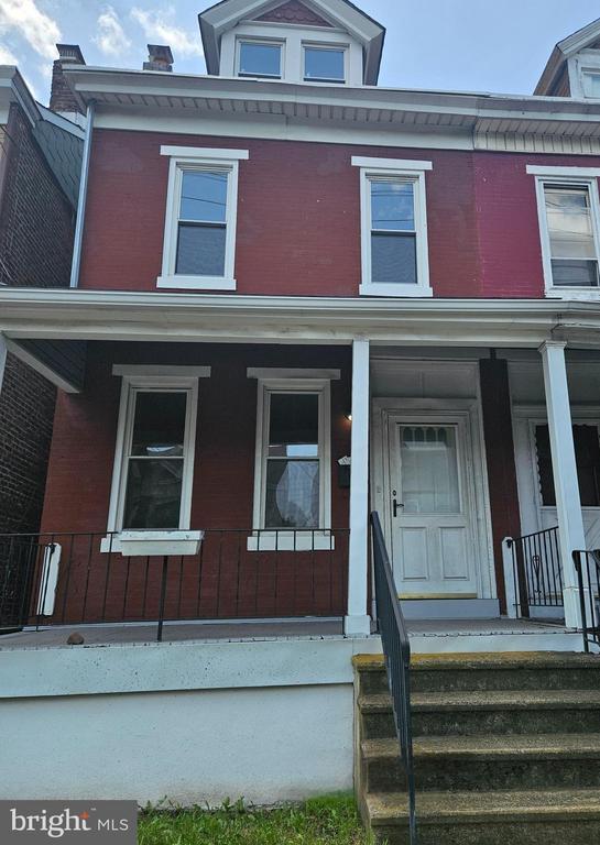 Foto principal - 45 S Olden Ave
